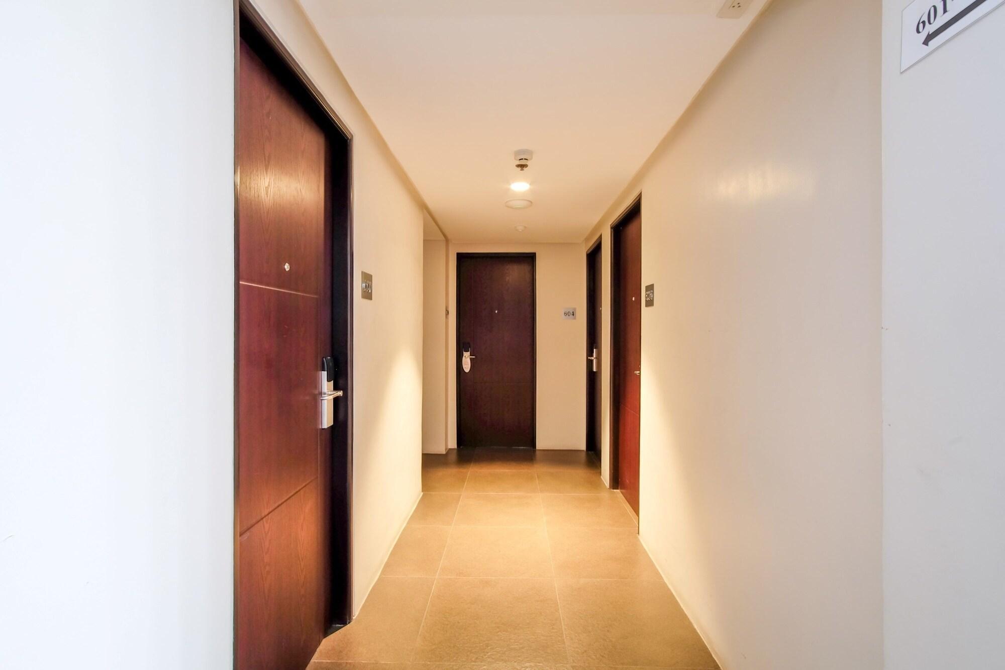 Myspace Hotel @Bgc Pasig City Екстериор снимка