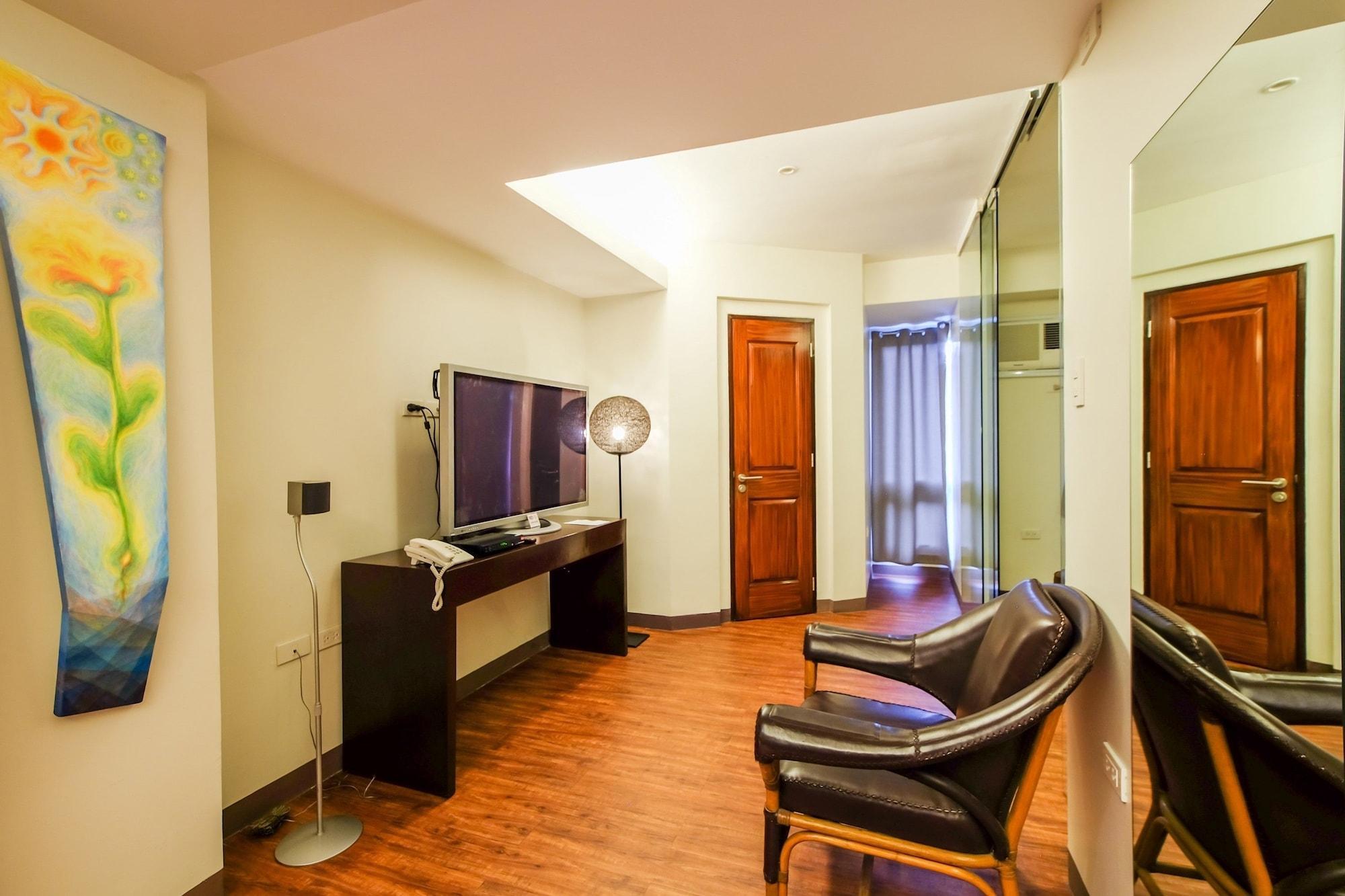 Myspace Hotel @Bgc Pasig City Екстериор снимка
