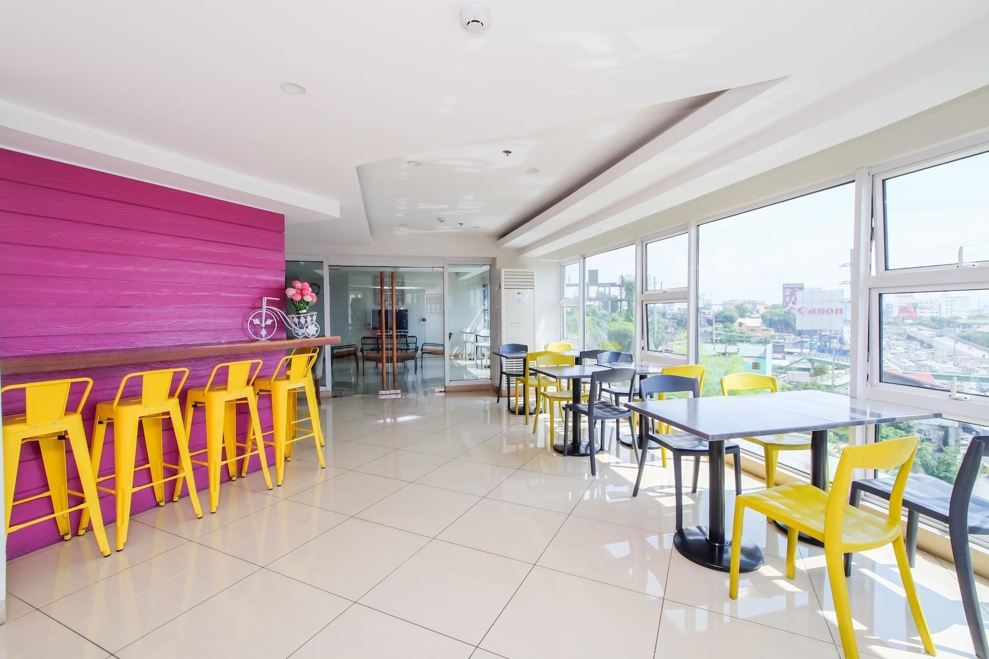 Myspace Hotel @Bgc Pasig City Екстериор снимка