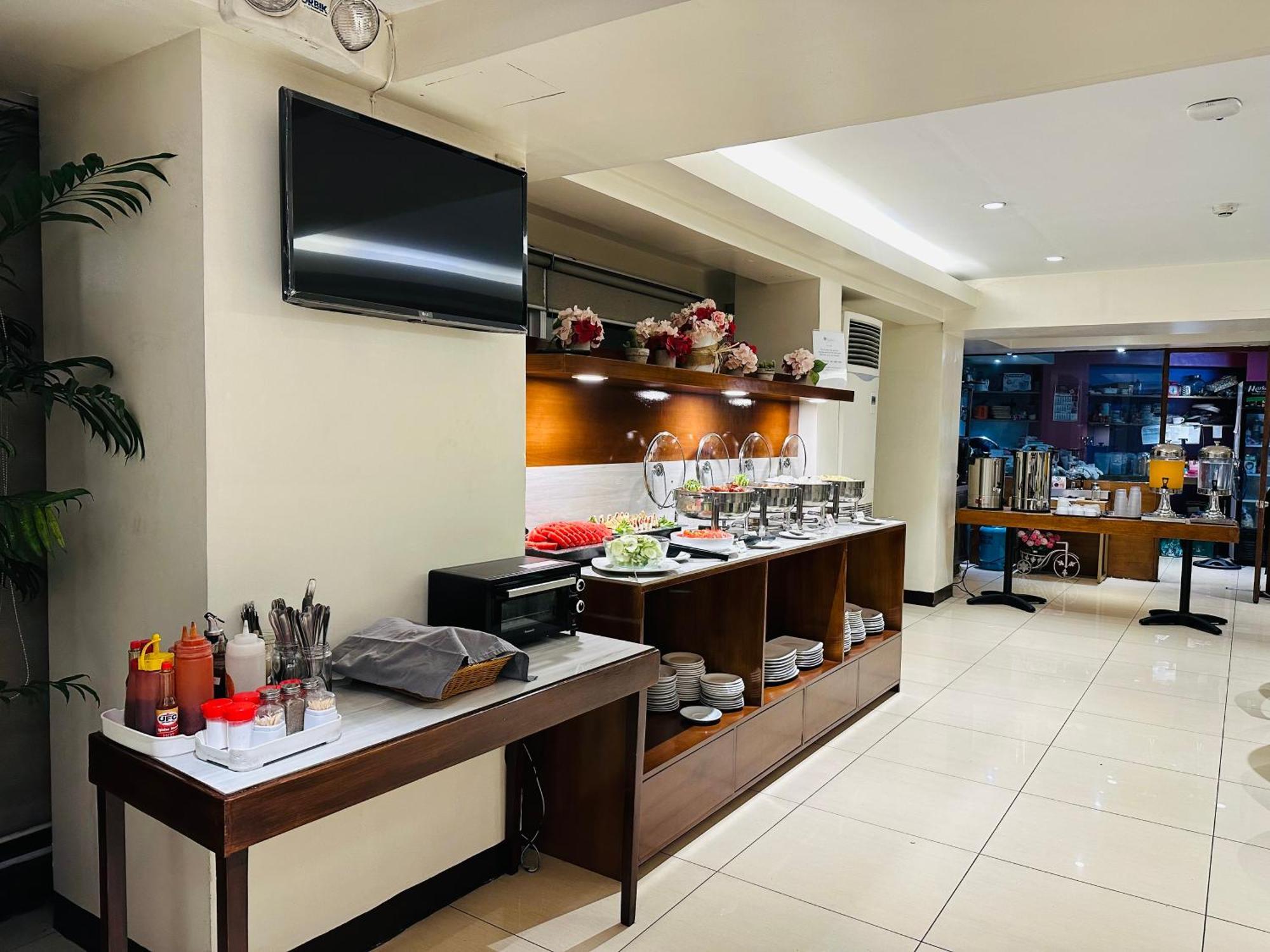 Myspace Hotel @Bgc Pasig City Екстериор снимка