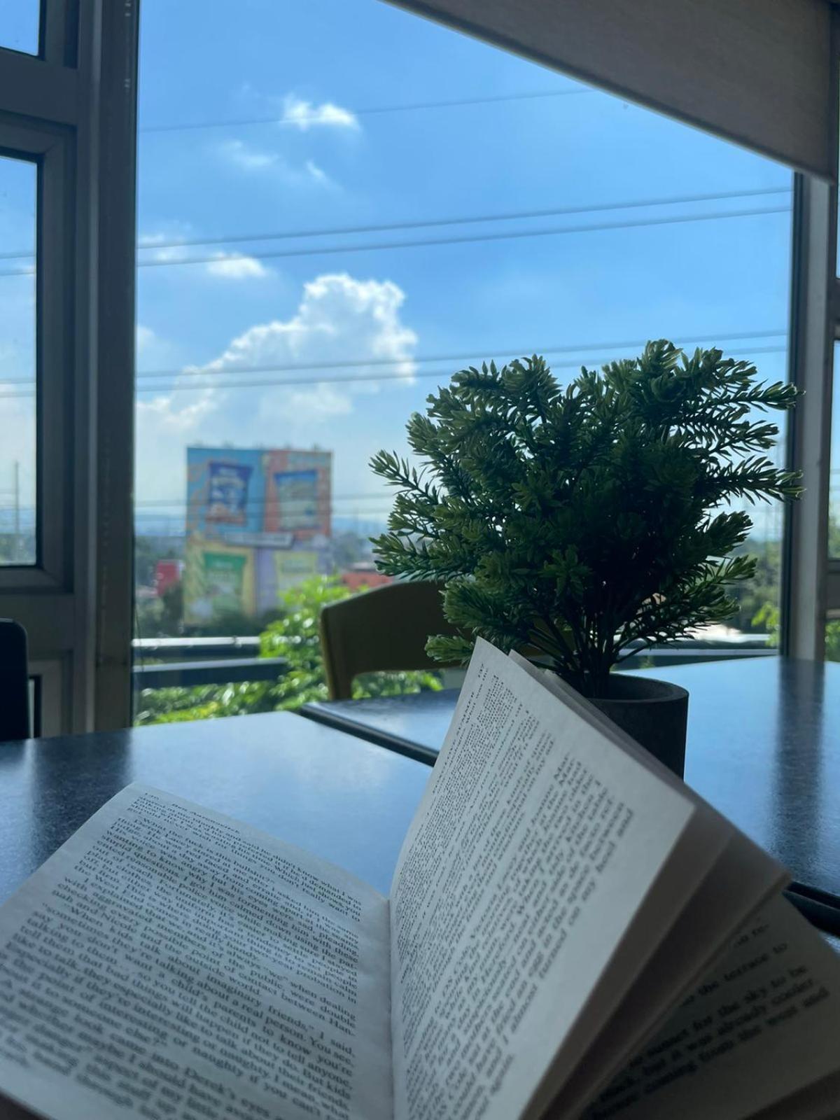 Myspace Hotel @Bgc Pasig City Екстериор снимка
